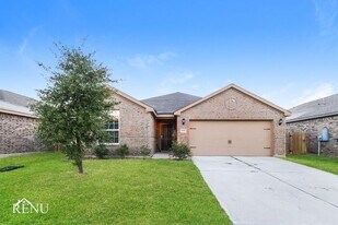 10405 Sweetwater Creek Dr in Cleveland, TX - Building Photo