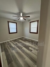 115 N Border St in Troy, IL - Building Photo - Building Photo