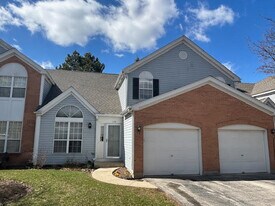 134 Heritage Ct in Gurnee, IL - Building Photo