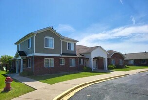 Lake Point Landing Phase I in Lynwood, IL - Building Photo
