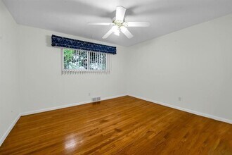 28314 James Dr in Warren, MI - Building Photo - Building Photo