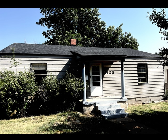property at 1425 NW 94th St