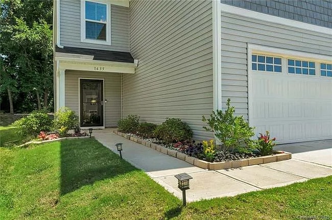 1635 Hooper Court in Charlotte, NC - Building Photo - Building Photo