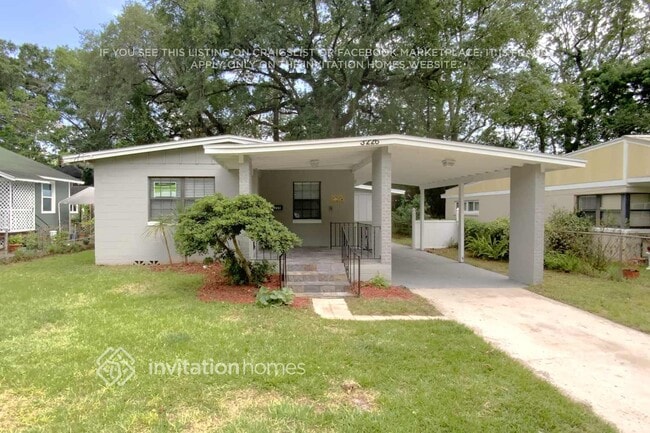 property at 3226 College St
