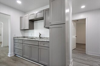 1484 W 10th St in Jacksonville, FL - Building Photo - Building Photo