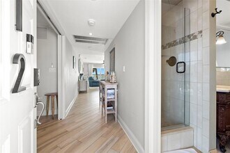 200 1st Ave, Unit 212 in St Pete Beach, FL - Building Photo - Building Photo