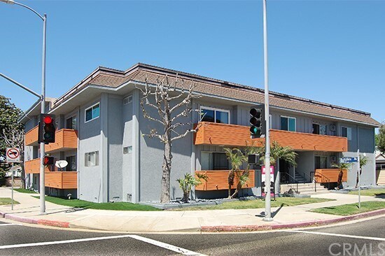 11825 National Blvd-Unit -4 in Los Angeles, CA - Foto de edificio