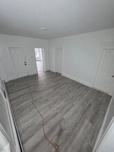718 E 18th St in Paterson, NJ - Building Photo - Building Photo