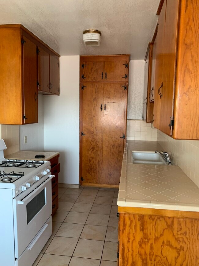 3436 Sherbourne Dr in Culver City, CA - Building Photo - Building Photo