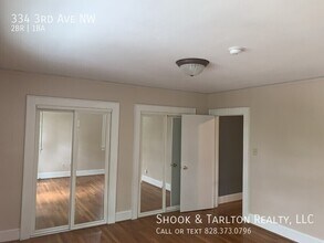334 3rd Ave NW in Hickory, NC - Building Photo - Building Photo