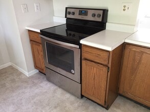 28 Boles Ave in Wentzville, MO - Building Photo - Building Photo