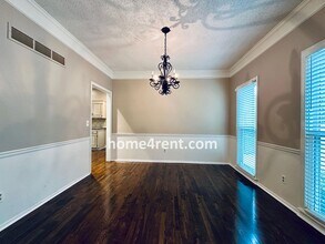 15639 Beverly St in Overland Park, KS - Building Photo - Building Photo