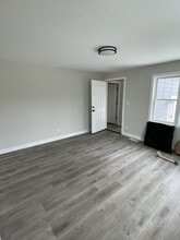5137 S Newland Ave in Chicago, IL - Building Photo - Building Photo
