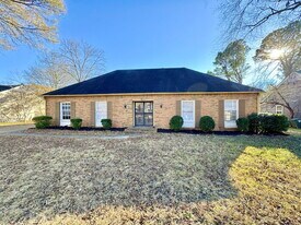 6843 Amersham Dr in Memphis, TN - Building Photo