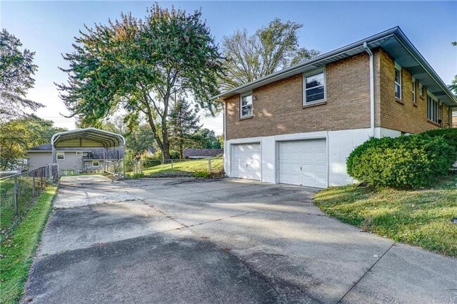8706 NE Boone St in Kansas City, MO - Building Photo - Building Photo