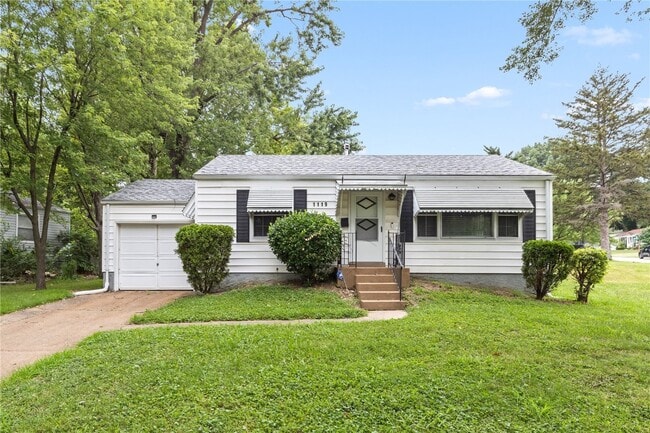 property at 1119 Laire Dr