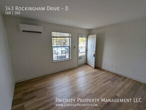 343 Rockingham Dr in Harrisonburg, VA - Building Photo - Building Photo