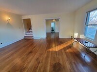 1515 Seneca St, Unit 1515