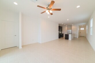 10735 W Chipman Rd in Tolleson, AZ - Building Photo - Building Photo