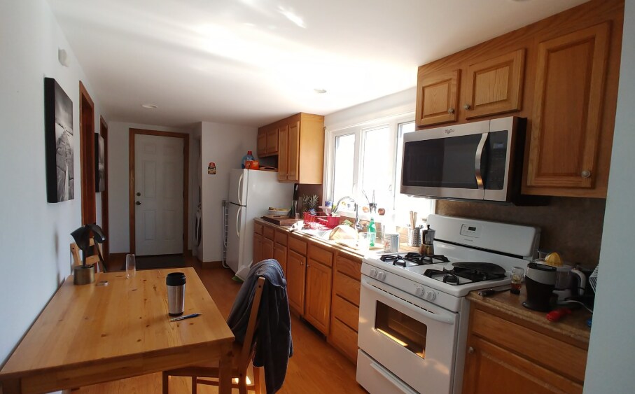 108 Cross St, Unit 1 in Somerville, MA - Building Photo