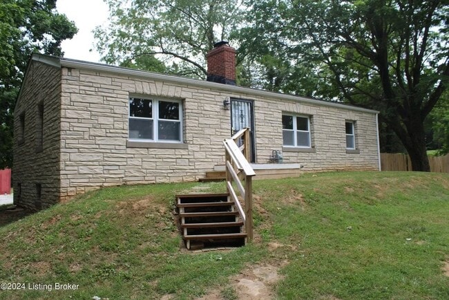 property at 10105 Oak Grove Rd