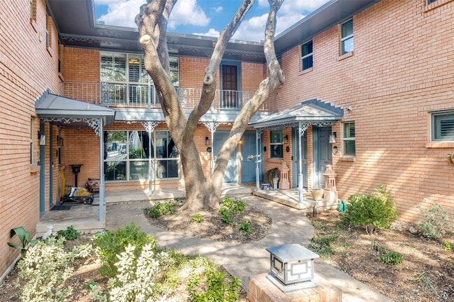 property at 6159 Bandera Ave