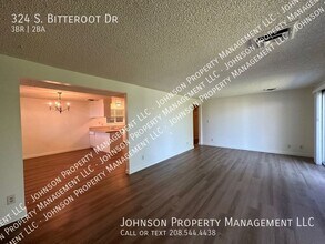 324 Bitteroot Dr in Boise, ID - Building Photo - Building Photo