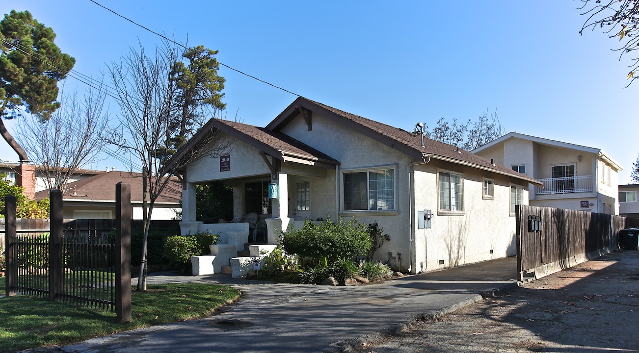 4 Unit converted SFR in East Palo Alto, CA - Building Photo