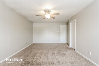 1262 Kenwood Dr in Greenwood, IN - Building Photo - Building Photo