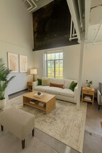 521 W 2nd Street - Leijona in Duluth, MN - Building Photo - Building Photo