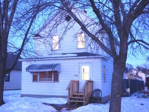 1510 13th Ave E in Hibbing, MN - Building Photo - Building Photo