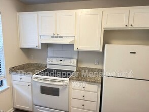 186 Dorchester Manor Blvd in Charleston, SC - Building Photo - Building Photo