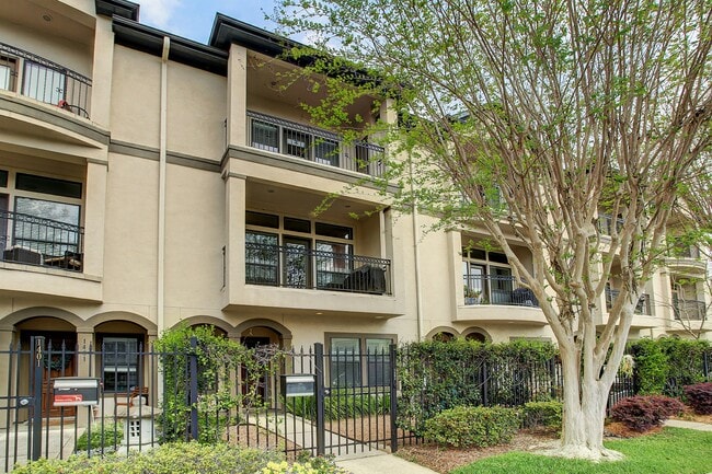 property at 1403 Rosedale St