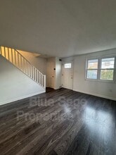 25 Windsor Ln in Clifton Heights, PA - Building Photo - Building Photo