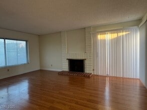 3912 Irongate Ct in Las Vegas, NV - Building Photo - Building Photo