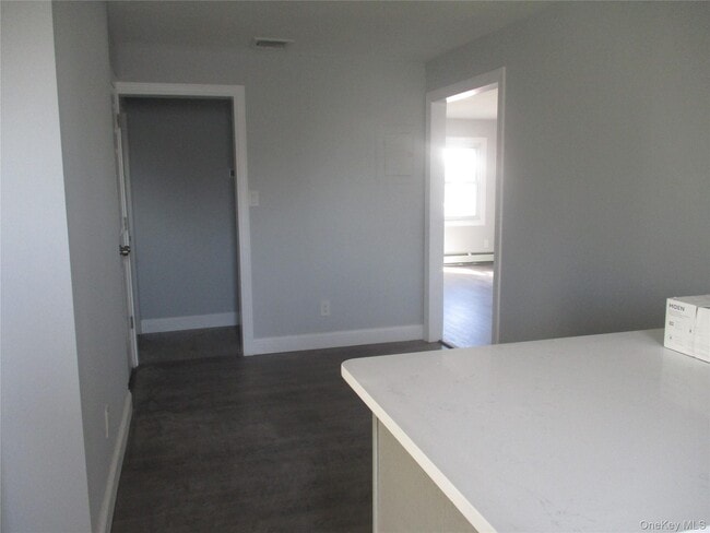 231 Washington Ave in Mineola, NY - Building Photo - Building Photo