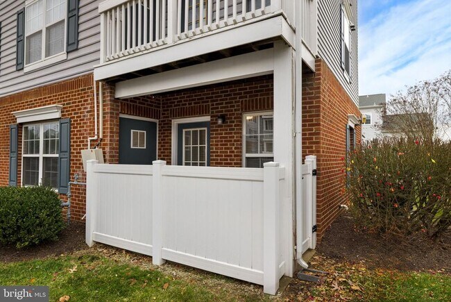 645 Constellation Square SE in Leesburg, VA - Building Photo - Building Photo