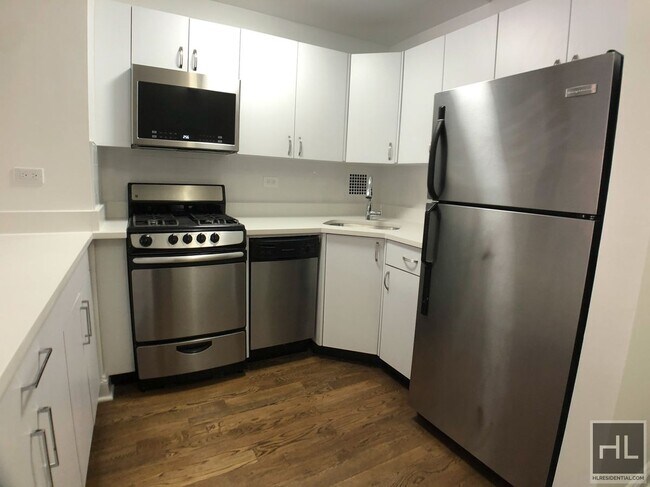 STUNNING West 22 Street Studio !! in New York, NY - Building Photo - Building Photo
