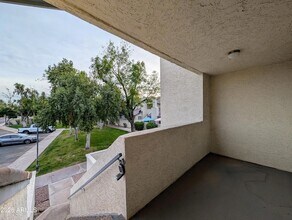 1222 W Baseline Rd in Tempe, AZ - Building Photo - Building Photo