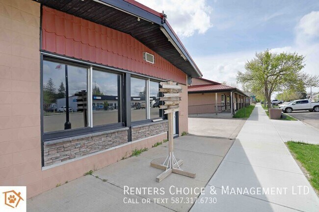 107-107 Centre St in Duchess, AB - Building Photo - Building Photo