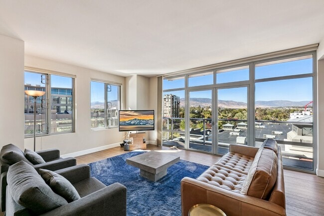 50 N Sierra St, Unit 601 in Reno, NV - Building Photo - Building Photo