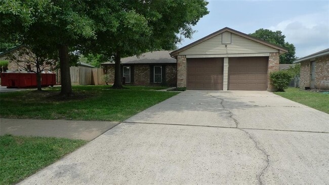 property at 14122 Bateau Dr