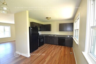 902 Natoma Ct in Joliet, IL - Building Photo - Building Photo