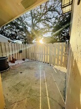 5074 Glencove Ln in West Palm Beach, FL - Foto de edificio - Building Photo