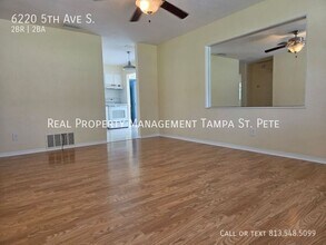 6220 5th Ave S in St. Petersburg, FL - Building Photo - Building Photo