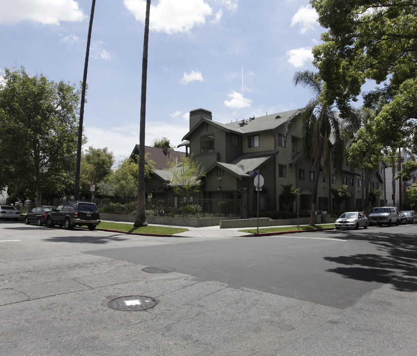 Dunning Apartments in Los Angeles, CA - Foto de edificio