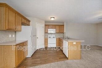 5971 NW 91st Ter in Kansas City, MO - Building Photo - Building Photo