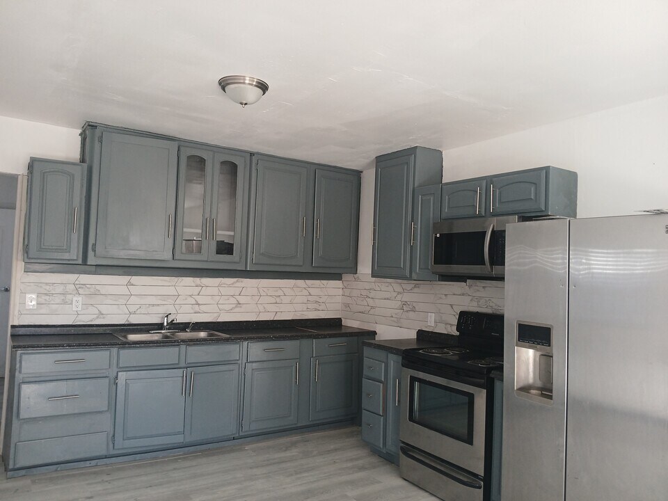 108 S 6th St in Duncan, OK - Building Photo