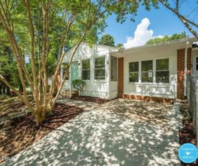 2407 Mc Gehee St in Durham, NC - Building Photo - Building Photo