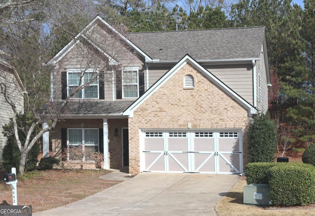 442 Crestmont Ln in Canton, GA - Building Photo